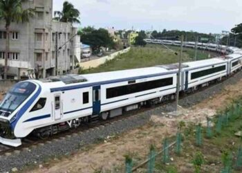 Lucknow Mumbai Vande Bharat Express route