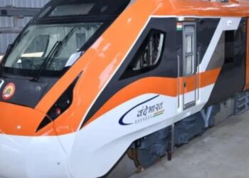 Vande Bharat Train: यूपी के यात्रियों के लिए नई सौगात,लखनऊ जंक्शन से सहारनपुर के बीच कब से दौड़ेगी नई सेमी हाई-स्पीड वंदे भारत