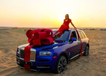 “नरगिस फाखरी का जन्मदिन बना सुपर लग्जरी, पति टोनी बेग ने गिफ्ट की करोड़ों की रोल्स-रॉयस!”