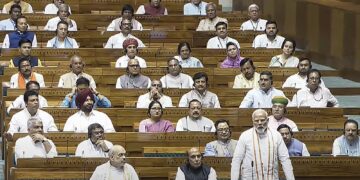 Parliament Winter Session: शीतकालीन सत्र में केंद्र सरकार ला सकती है महत्वपूर्ण प्रस्ताव!