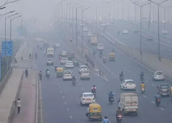 प्रदूषण से त्रस्त दिल्लीवासी पहाड़ों की ओर—हिमाचल और उत्तराखंड में बढ़ी रहने की मांग