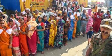 बिहार चुनाव के इतिहास में अब तक की बपंर वोटिंग से किसे मिलेगा फायदा?