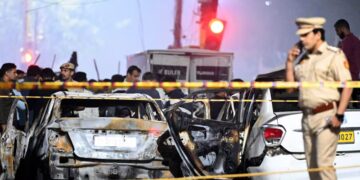 लाल किले बम हमले में एक कश्मीरी युवक गिरफ्तार