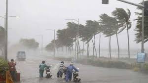 दक्षिण में तूफान का डर, उत्तर में ठंड का प्रहार—मौसम में बड़ा बदलाव