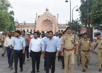 लखनऊ में यातायात माह की शुरुआत: 5-6 चालान वाले वाहनों के लाइसेंस होंगे रद्द