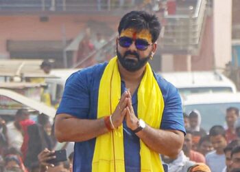 Pawan Singh Rally: पवन सिंह की रैली में पंडाल गिरा, बड़ा हादसा टला