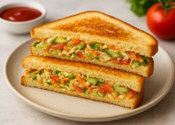 शाम के नाश्ते में स्वाद और सेहत का बेस्ट कॉम्बिनेशन, इस आसान वेजिटेबल सैंडविच रेसिपी से मिनटों में तैयार करें हल्का स्नैक