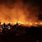 गोदाम में अचानक आग, पुलिस-दमकल की संयुक्त कार्रवाई