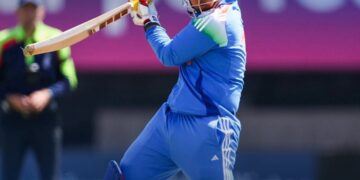 42 गेंद पर 144 रन, वैभव ने UAE में गर्दा उड़ा दिया