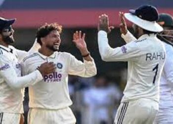 IND vs SA : कुलदीप यादव ने गुवाहाटी टेस्ट में भारत की कराई वापसी, दक्षिण अफ्रीका ने 6 विकेट पर बनाए 247 रन