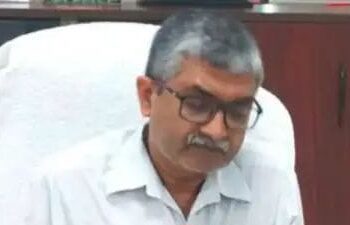 Farookhabad News:16 लोगों की मौतो के बाद D M ने सड़क हादसों पर किया सख्त रुख, ब्लैक स्पॉट्स का किया निरीक्षण