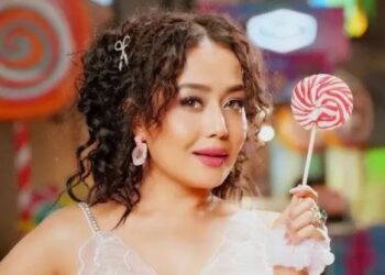 नेहा कक्कड़ का ‘कैंडी शॉप’ विवादों में, डांस स्टेप पर भड़के लोग, सोशल मीडिया पर जमकर हुई ट्रोलिंग