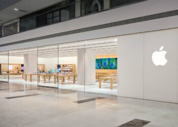 Apple store in Noida