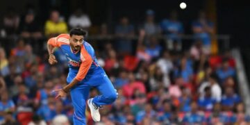 T20I Series: टीम इंडिया को लगा बड़ा झटका कौन स्टार ऑलराउंडर आखिरी दो मुकाबलों से हुआ बाहर