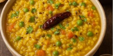 न दाल मखनी, न बिरयानी! सर्दियों में हर घर की पहली पसंद मसाला खिचड़ी, जानिए इसे बनाने का आसान और स्वादिष्ट तरीका