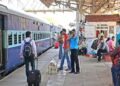 Train Fare : भारतीय रेलवे ने ट्रेन किराया बढ़ाया, आज से लंबी दूरी की रेल यात्रा होगी महंगी, जानिए पूरा असर
