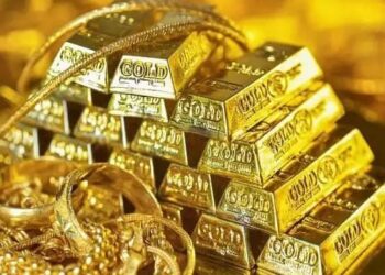 Gold Silver ने फिर तोड़ा रिकॉर्ड, साल के अंत में दिखी तेज़ रफ्तार, क्यों बढ़ी निवेशकों की  दिलचस्पी