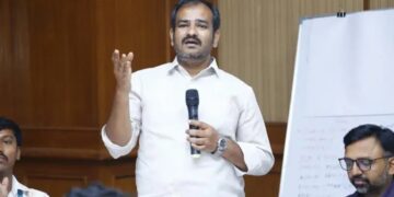 गिग वर्कर्स हड़ताल के सूत्रधार शेख सलाउद्दीन: उबर ड्राइवर से IFAT महासचिव तक