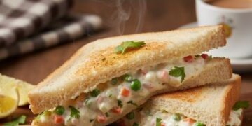 रोज़ के नाश्ते से बोर हैं? ट्राई करें क्रीमी वेज मलाई सैंडविच, ऐसा स्वाद कि बच्चे हों या बड़े, हर कोई उंगलियां चाटता रह जाएगा