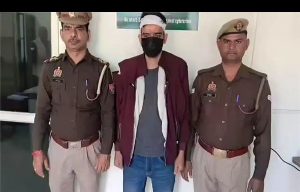 Delhi police constable snatching case