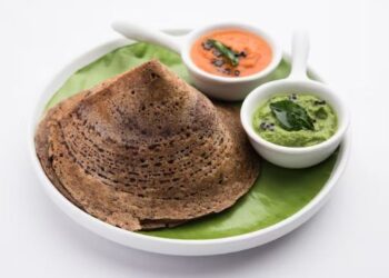 घर पर बनाएं स्वादिष्ट और पौष्टिक रागी डोसा, फाइबर और प्रोटीन से भरपूर, बच्चों और बड़ों के लिए हेल्दी ब्रेकफास्ट विकल्प