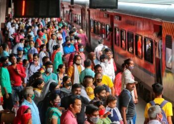 ट्रेन यात्रा आज से महंगी: 500 किमी नॉन-AC में ₹10 अतिरिक्त देना होगा