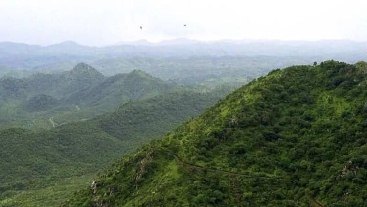 aravalli hills mining ban decisions