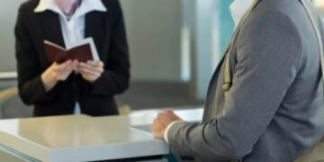 मुरादाबाद: नौकरी का झांसा, फर्जी टिकट, वीजा से लाखों की ठगी का खुलासा