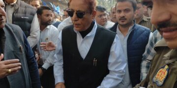 जेल में ड्रामा: आजम खां और अब्दुल्ला ने परिवार से मिलने से किया इनकार, प्रशासन की चुप्पी ने बढ़ाया रहस्य”