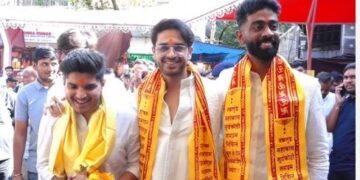 Big Boss 19 ट्रॉफी लेकर गौरव खन्ना पहुंचे सिद्धिविनायक मंदिर, मृदुल-प्रणित संग दिखा जबरदस्त उत्साह