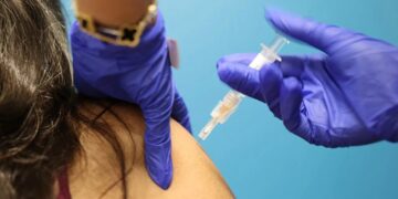 कोविड-19 वैक्सीन पर लगेगा ब्लैक बॉक्स वार्निंग !