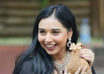 तान्या मित्तल की मां का फूटा गुस्सा, बिग बॉस 19 के मेकर्स पर लगाए गंभीर आरोप, बोलीं– बेटी को जानबूझकर किया गया टार्गेट