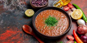 घर पर बनाएं रेस्टोरेंट स्टाइल राजमा, आसान तरीके से मुलायम, मसालेदार और लाजवाब स्वाद का आनंद लें