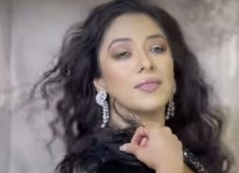 रुपाली गांगुली का धमाकेदार डांस वीडियो वायरल, ‘रहमान डकैत’ के गाने FA9LA पर ठुमकों के साथ फैंस से पूछ लिया बड़ा सवाल