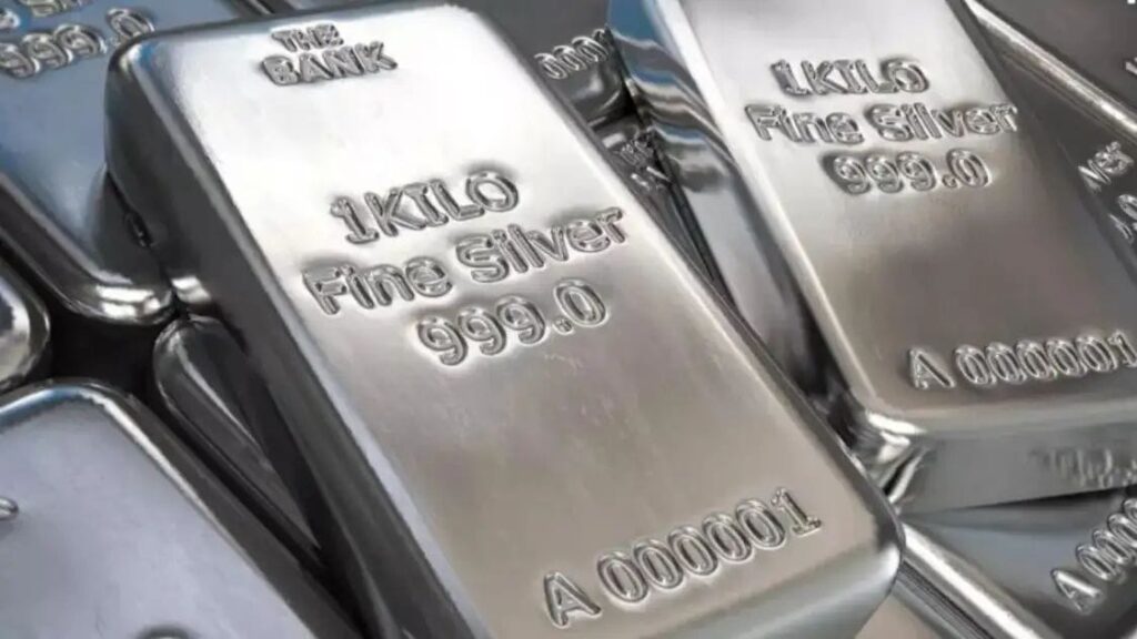 silver price record amid global tension