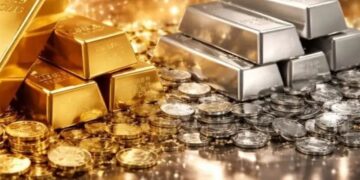 Gold-Silver Rate Today, पहली बार 4 लाख पार, चांदी में लगी आग, आम आदमी की पहुंच से बाहर, सोना भी नए रिकॉर्ड पर