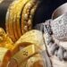 Prices Fall: कीमतों में आई बड़ी गिरावट, निवेशकों को लगा झटका,घरेलू और अंतरराष्ट्रीय बाजार में फिसलीं कीमती धातुएं