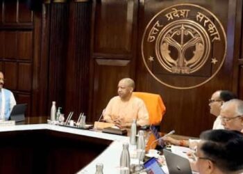 cashless treatment for teachers