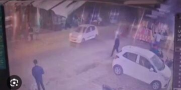 Drunk driving car crash in Etah