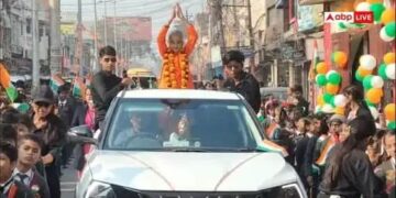 child dressed as yogi adityanath