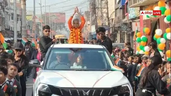 child dressed as yogi adityanath