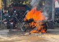 Bike fire in Mathura parking