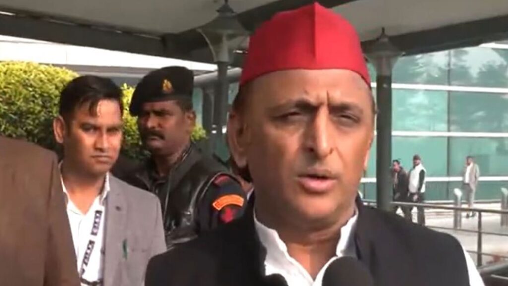 Akhilesh Yadav Election Commission Row