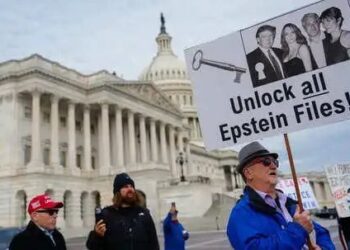 Scam Alert: इंटरनेट पर रहें सावधान , ट्रेंडिंग टॉपिक बना खतरा, जानिए कैसे रखें खुद को सुरक्षित