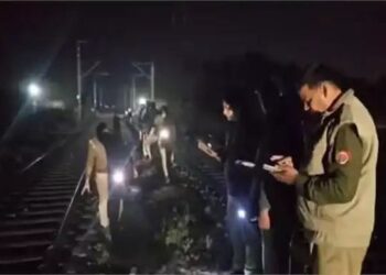Railway Track Tragedy: तेज़ रफ़्तार ट्रेन अंधेरी रात ने छीन ली दो जिंदगियां, पिता और बेटी के रेलवे ट्रैक पर मिले क्षत-विक्षत शव