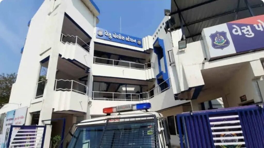 Surat Vesu family suicide case