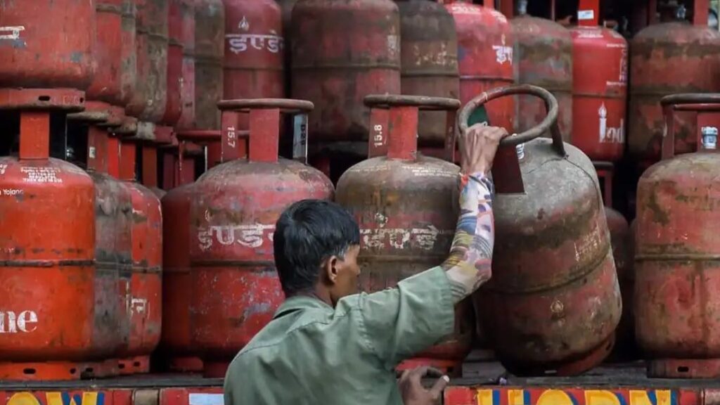 lpg ekyc png gas update india govt