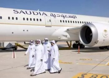 Middle East में भगदड़ जैसे हालात  खाड़ी देशों से पलायन शुरू, प्राइवेट जेट का किराया 3 करोड़ पार