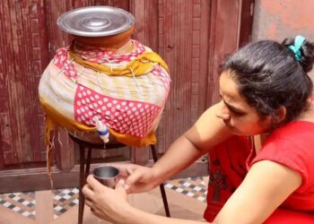 Clay Pot: गर्मी में सेहत का देसी समाधान जानिए मटके का पानी पीने के फायदे