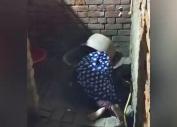 Lucknow Double Murder: मां और नेत्रहीन बेटे की बेरहमी से हत्या, घर के अंदर मिले दोनों के शव